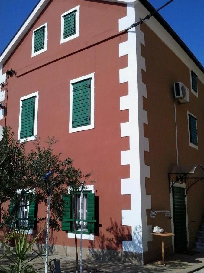 Apartments By The Sea Blace, Neretva Delta - Usce Neretve - 16068 外观 照片