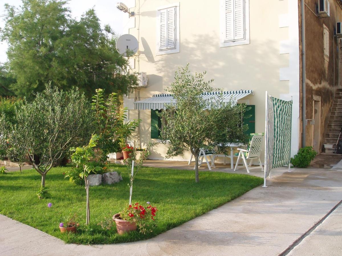 Apartments By The Sea Blace, Neretva Delta - Usce Neretve - 16068 外观 照片