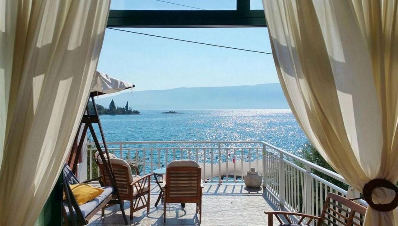 Apartments By The Sea Blace, Neretva Delta - Usce Neretve - 16068 外观 照片