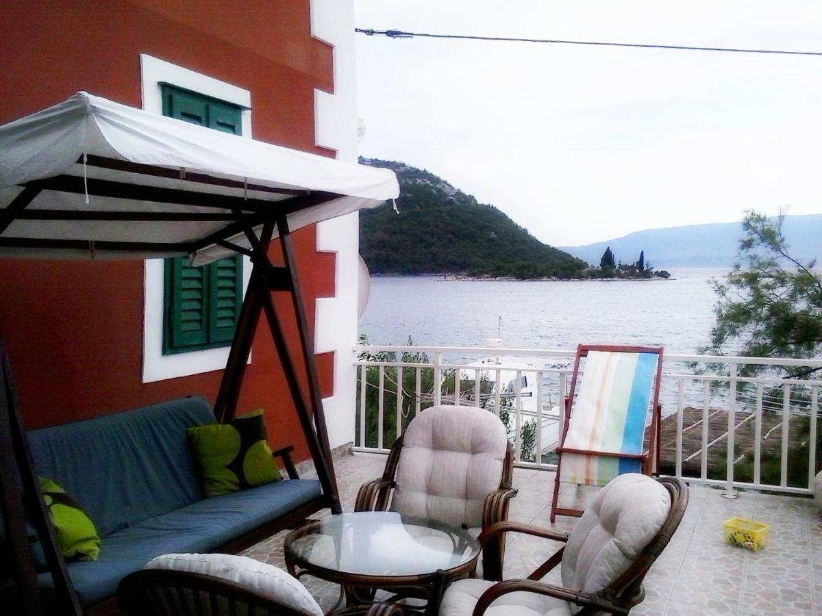 Apartments By The Sea Blace, Neretva Delta - Usce Neretve - 16068 外观 照片