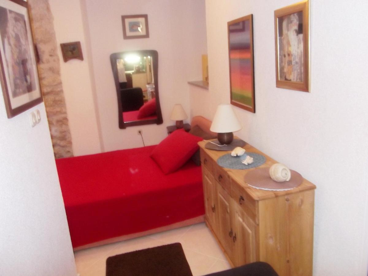 Apartments By The Sea Blace, Neretva Delta - Usce Neretve - 16068 外观 照片